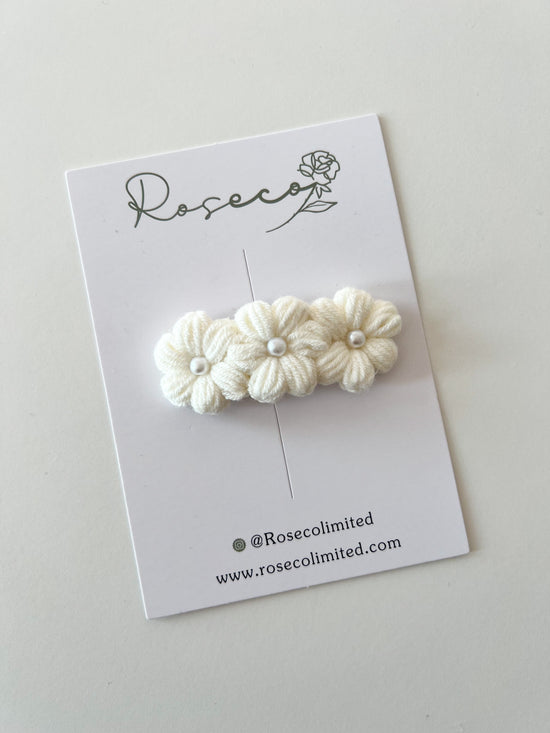 White Trio Pearl Flower Crochet Clip