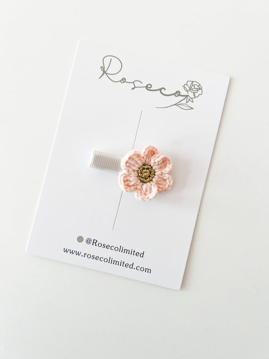 Single Pink Flower Crochet Clip