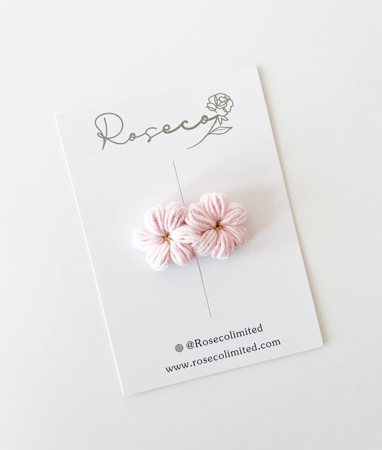 Baby Pink Duo Flower Crochet Clip